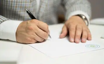 Quel est le rôle d'un packageur en crédits ?